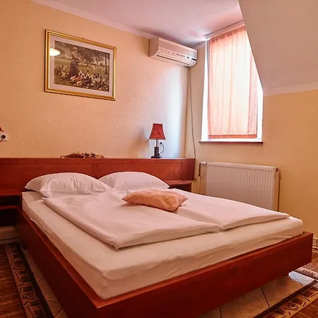 Euro Hotel 3*